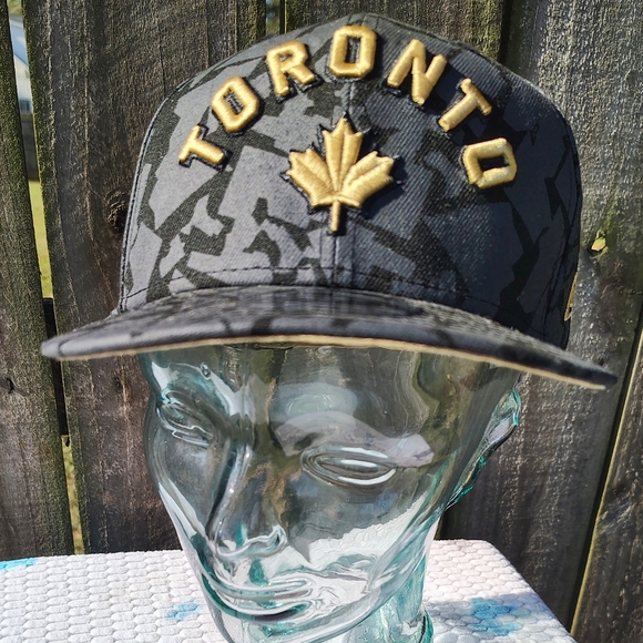 TORONTO RAPTORS NEW ERA 2022 CITY EDITION SNAPBACK CAP HAT NWT - Picture 2 of 9